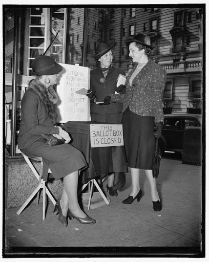 3f86f-ballot2bbox2bclosed2bprotest