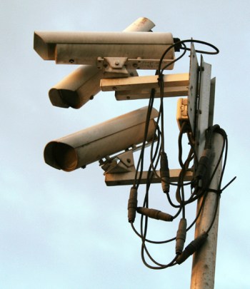 Surveillance cameras, Licensed under CC BY-SA 3.0 via Wikimedia Commons