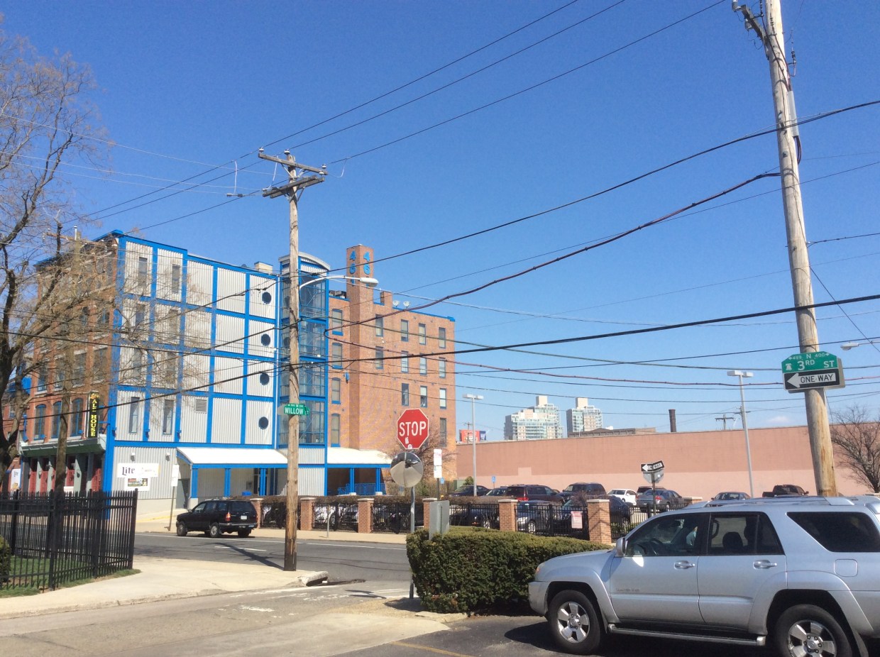 A view at Willow and 3rd Streets, Philadelphia