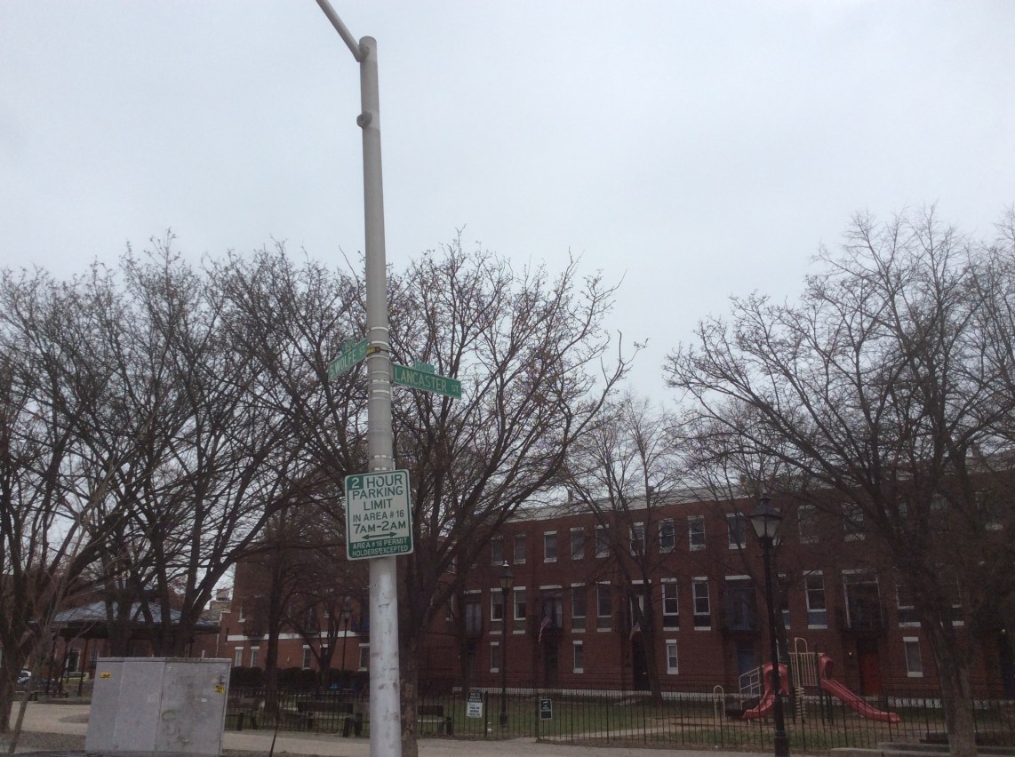 Thames St Park bordered also by Lancaster and Wolfe, Fell's Pt, photo 2016 by Amy Cools