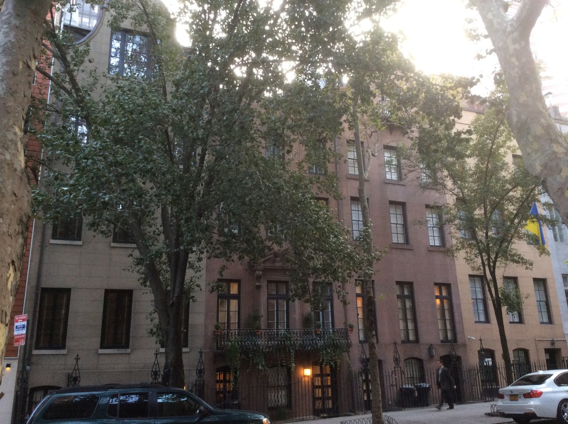 Row which includes 242 E. 49th St