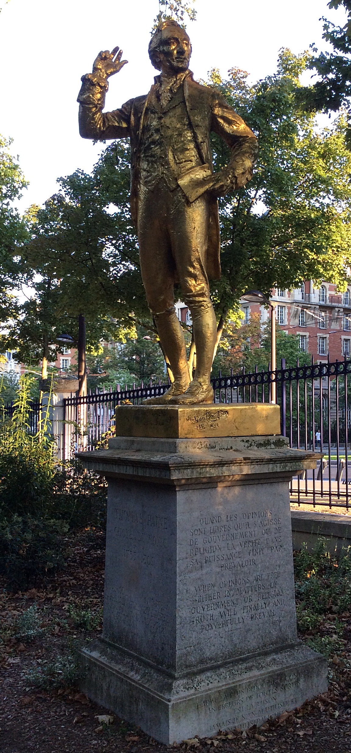 Statue of Thomas Paine by Gutzon Borglum, 1938, Parc Montsouris, Paris, photo 2015 by Amy Cools