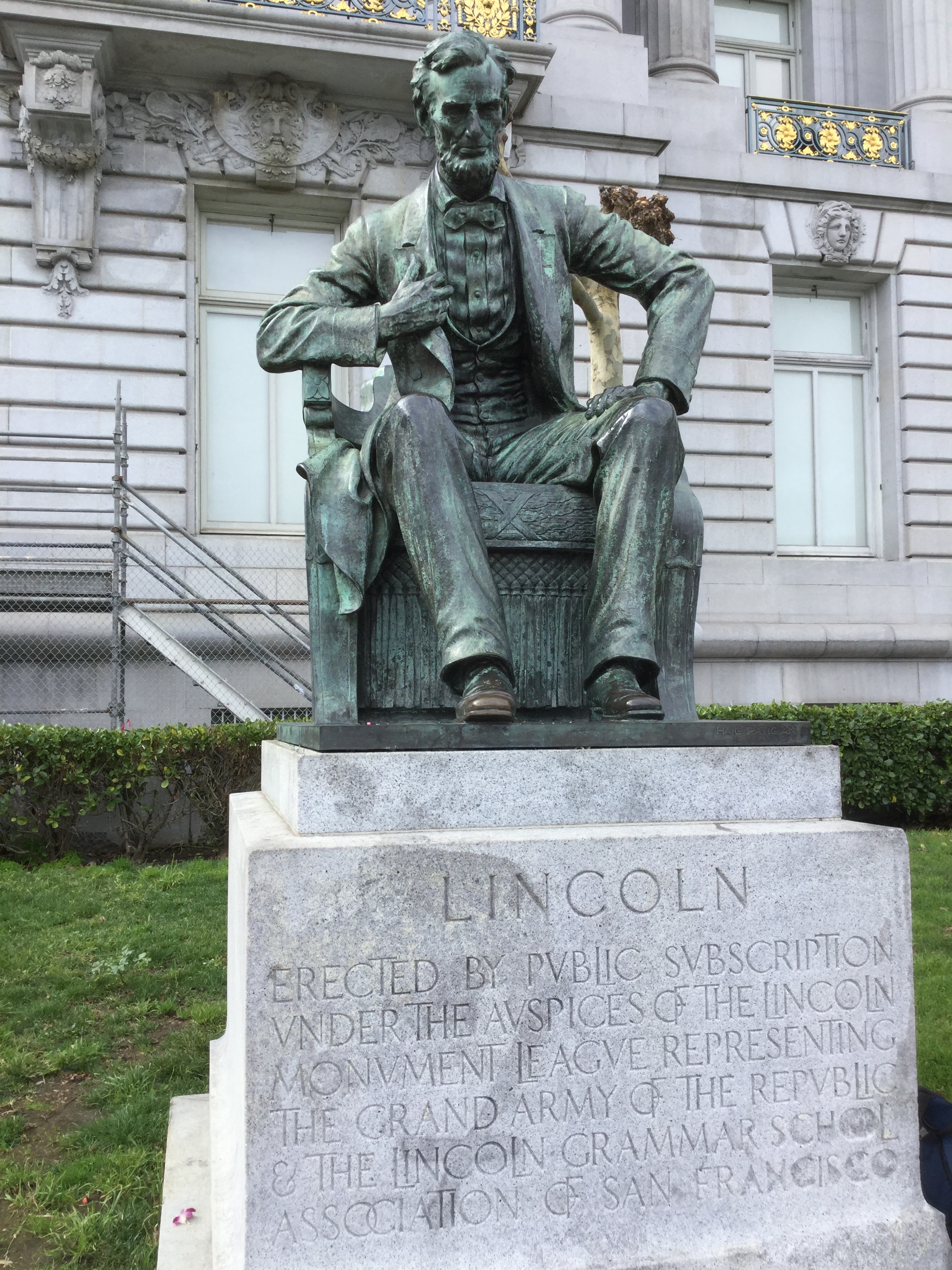 Statue of Abraham Lincoln outside of San Francisco's City Hall, photo 2017 by Amy Cools